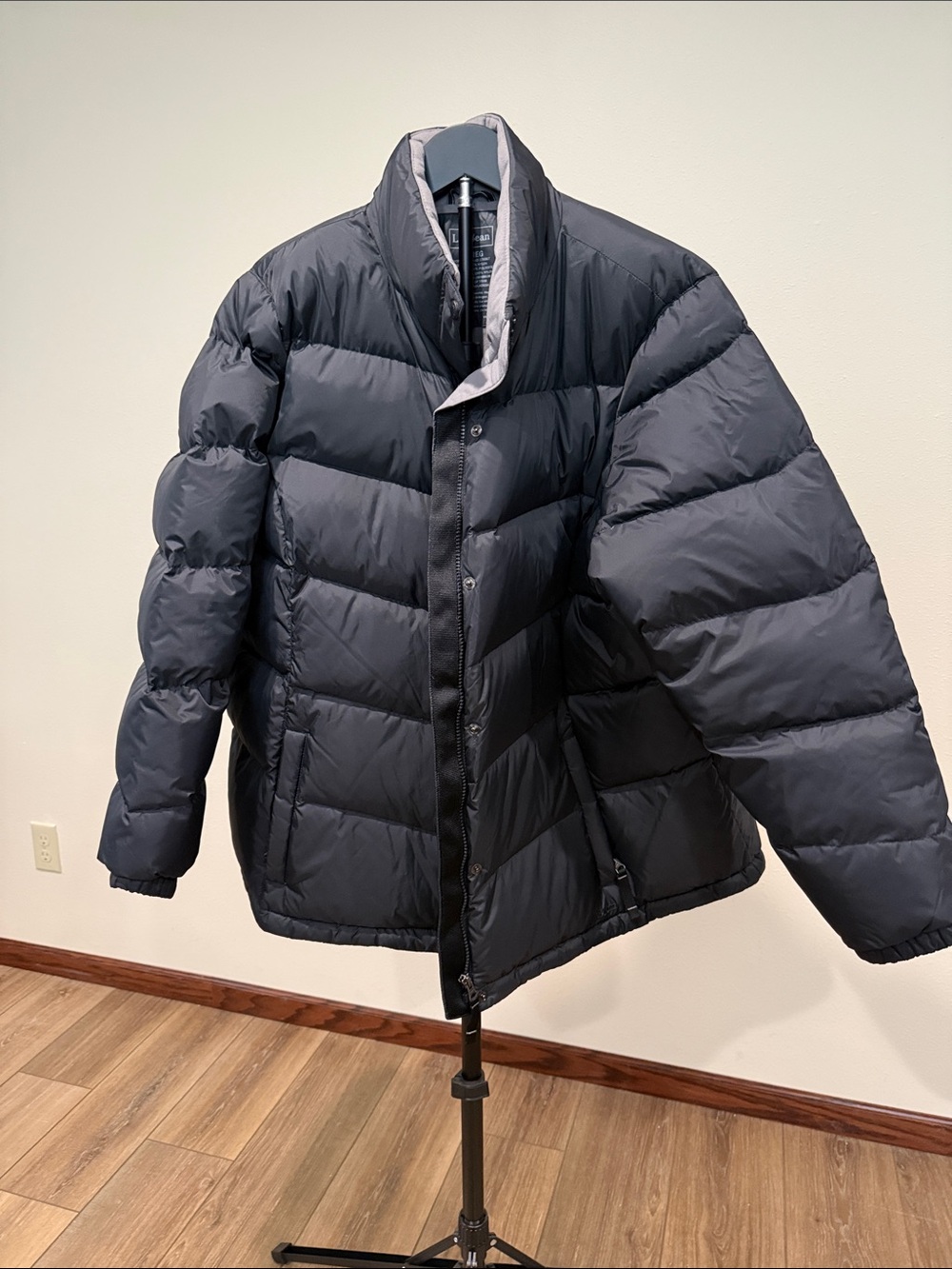 L.L. Bean Women's Charcoal Gray Puffer Coat